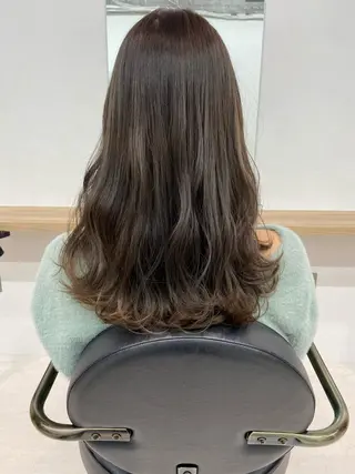 セミロング カラー ハイトーン特化🌟 仲川和人のヘアスタイル