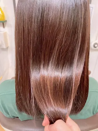 ミディアム カラー 🎀ブリーチなし 透明感🎀yuhiのヘアスタイル