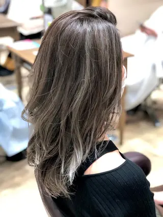 セミロング カラー 🍀褒められヘア🍀 松尾舜のヘアスタイル