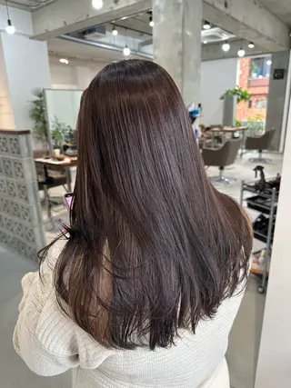 ロング カイリ /レイヤーカットのヘアスタイル