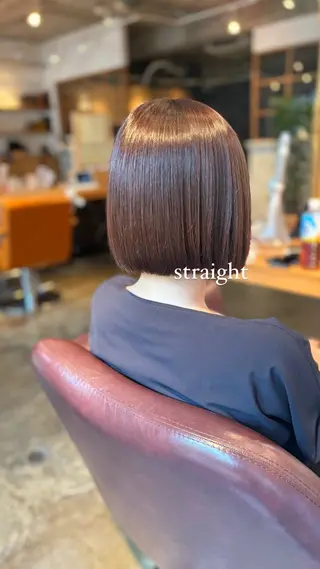 ショート カラー パーマ 髪質改善カラー ベージュ🤎YUMEのヘアスタイル