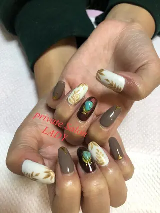 ネイル 桜田 麻菜のネイルデザイン