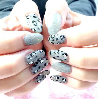 ネイル e.nail所属・和賀井 恵理のネイルデザイン