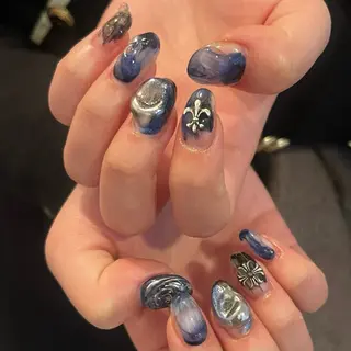 ミディアム ゆびノさき omotesandoのネイルデザイン