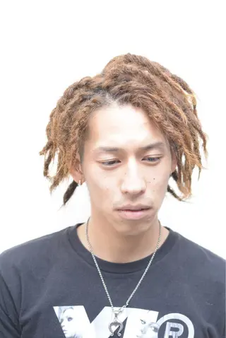 セミロング レディース専用🌷咲 の垢抜けブリーチ部屋のヘアスタイル