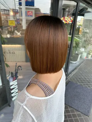 ミディアム arika　オケシ リョウダイのヘアスタイル