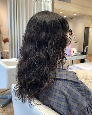 ロング パーマ ELLE salon サエのヘアスタイル