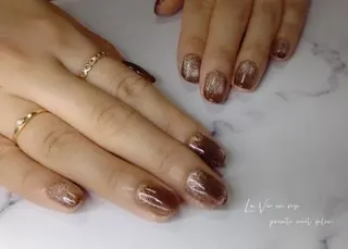 ネイル ラヴィアン ローズのネイルデザイン