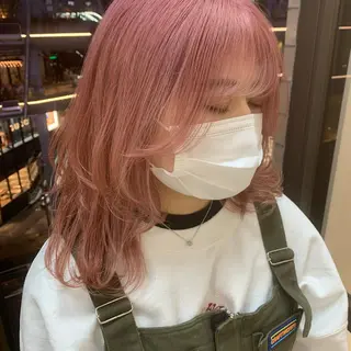 ミディアム カラー raika .のヘアスタイル