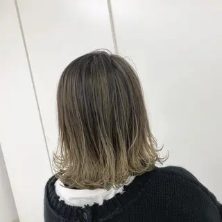 ミディアム カラー taya所属・加古 皐月のヘアスタイル