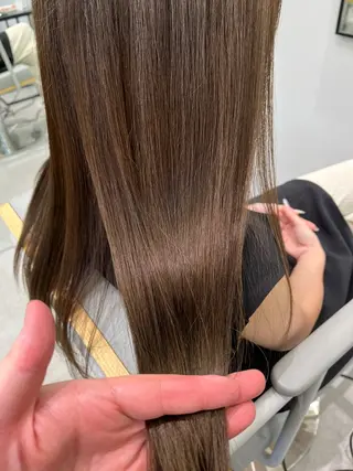 ロング カラー Track hair所属・菅 樹希弥のヘアスタイル