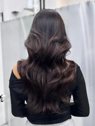 ロング LOMKH所属・レイヤー/エクステ /縮毛矯正/タツヤのヘアスタイル