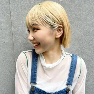 ショート カラー 🎧パーソナルケア/ 透明感カラー/ミユのヘアスタイル