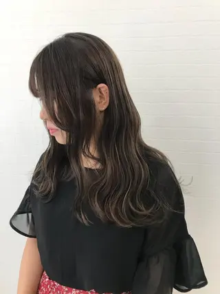 セミロング カラー LEDマツエク/ アイブロウ/石原の眉毛・アイブロウイメージ