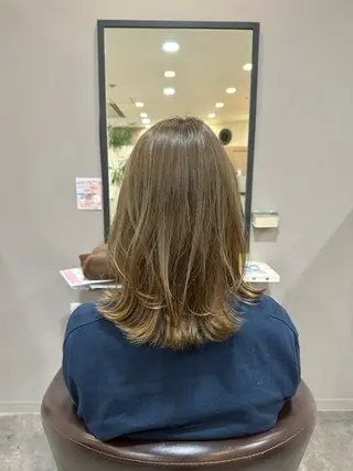 ミディアム Bonheur  KAWANISHI所属・ノンダメージ 🥑mikubanのヘアスタイル