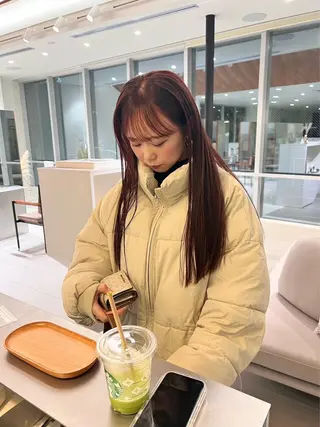 ロング カラー カットモデルレイヤー 暖色カラー モカ🎶のヘアスタイル