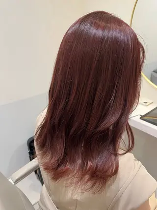 ミディアム 越海 舞のヘアスタイル