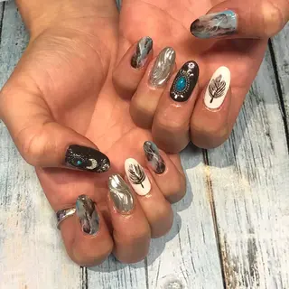 ネイル crestnail所属・小林 束紗のネイルデザイン