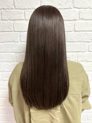 ロング カラー less所属・sena 𝜗𝜚のヘアスタイル