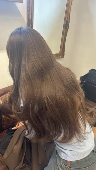 ロング Lomalia Yuukaのヘアスタイル