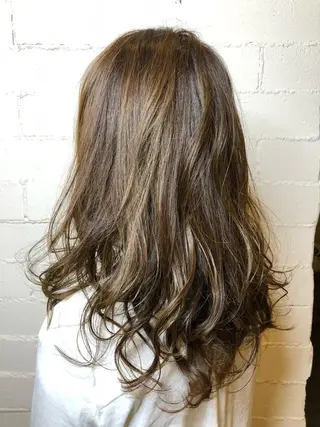 ロング カラー 口コミ評価4.9⭐︎ カワナベ マサシのヘアスタイル