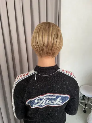 ショート inity　杉本 美羽のヘアスタイル