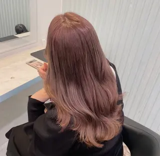 ミディアム サロウィン新宿三丁目East所属・💕冬モテ×上品色気 モテヘア💕山田航介のヘアスタイル