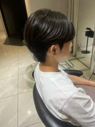 パーマ メンズ 韓国メンズ特化 ダウン・毛流れパーマのヘアスタイル