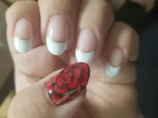 ネイル Nailsalon Reine所属・玉栄 伶奈のネイルデザイン