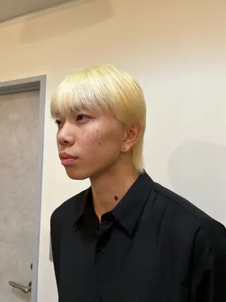 カラー メンズ ブリーチカラー🫧 いぐち しょうた🫧のヘアスタイル