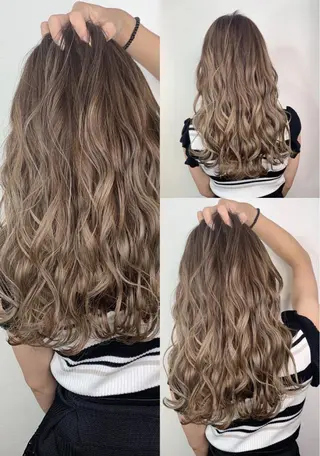 セミロング カラー _WHITE 高槻のヘアスタイル