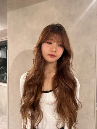 ロング ayano🍒暖色 カラー/カーリーヘアのヘアスタイル