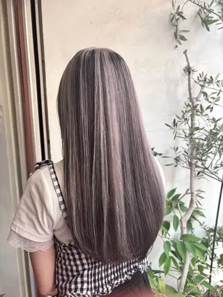 ロング カラー ブリーチ予約率90% 以上✨森山陽向のヘアスタイル