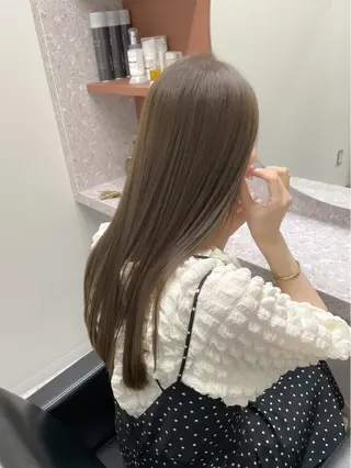 ロング カラー ヘアアレンジ autre所属・大久保 ひでなりのヘアスタイル