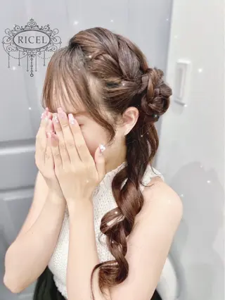 ロング ヘアアレンジ RICEL 原宿店のヘアスタイル
