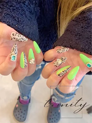 ネイル Trinity staffのネイルデザイン