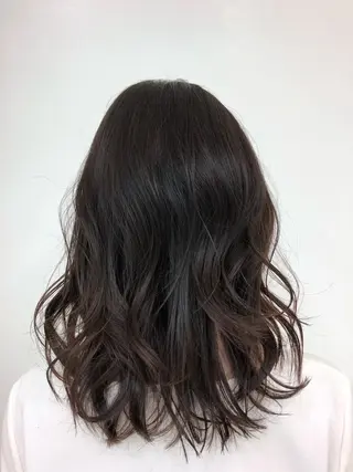 セミロング カラー Ｄirector 　徳久　真紀の眉毛・アイブロウイメージ