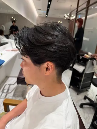 パーマ ウォーレントリコミ ニューヨーク所属・メンズ特化 北爪 龍一のヘアスタイル