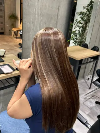 ロング カラー OAK溝の口 天使の輪👑YUKIのヘアスタイル