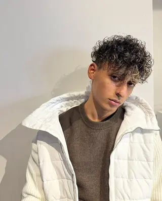 ショート カラー パーマ メンズ era2d所属・マコト/心斎橋 メンズ専門店のヘアスタイル