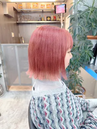 ショート カラー 岡野 静華のヘアスタイル