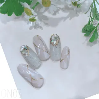 ネイル 園 寛子 （ネイリスト）のネイルデザイン