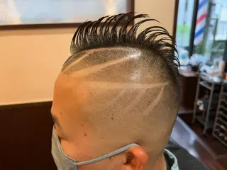 ショート メンズ 銀座バルビエグラン 角田雅樹（夜限定）のヘアスタイル