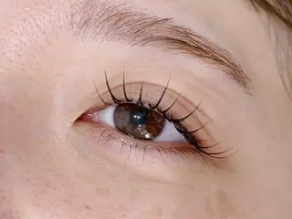 マツエク・マツパ Nail&Eyelash Rea所属・Rea🌈Coco 韓国風まつげパーマの眉毛・アイブロウイメージ