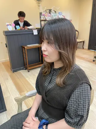 ミディアム 亀川蓮 Agu hairのヘアスタイル