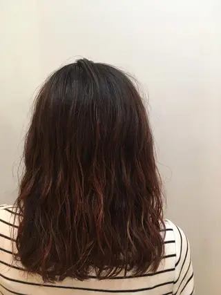 セミロング カラー パーマ sato manamiのヘアスタイル