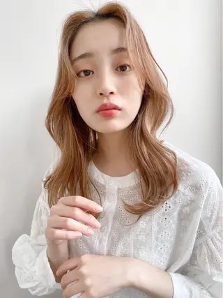 ミディアム カラー kohana 🎀韓国ヘア🎀🤍のヘアスタイル