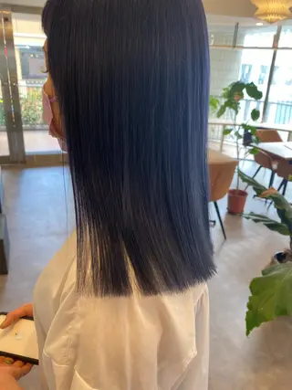 ミディアム ELLE&SALLY 石野のヘアスタイル