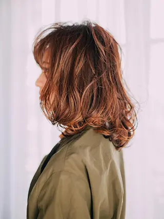 ミディアム Conforto店長 渡邊のヘアスタイル