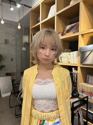 カラー 植田 瑠菜のヘアスタイル
